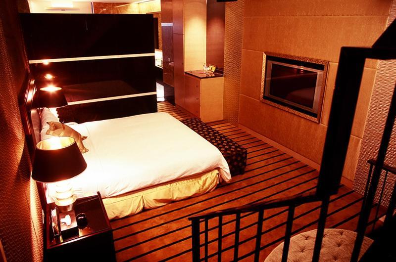 G.Shock Motel Jiuru Dış mekan fotoğraf